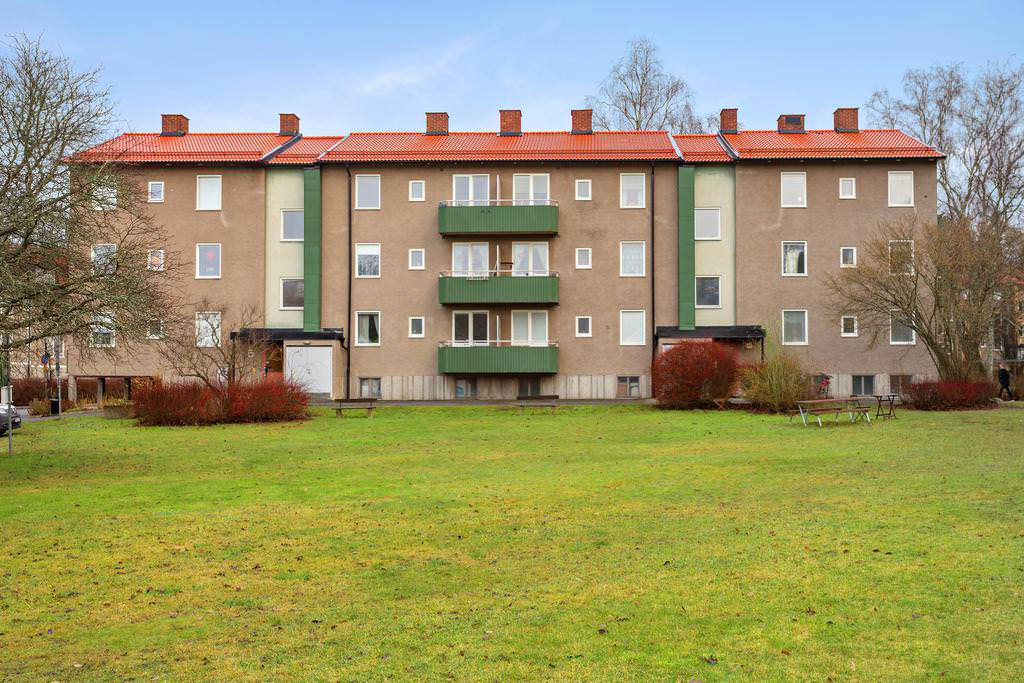 27. Trapphusmålning fastighetshus Västerhaninge Ribbyberg